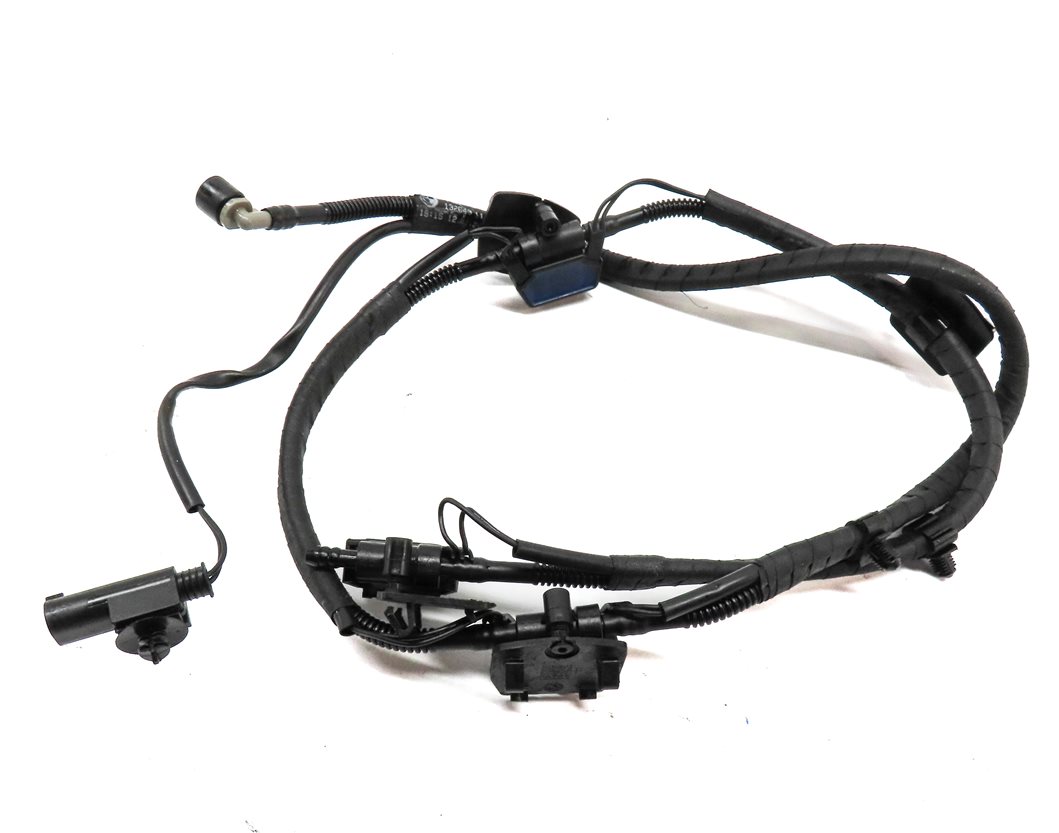 Thumbnail 4: 2014 BMW X3 (F25) FRONT WINDSHIELD WIPER WASHER SQUIRTER NOZZLE SET/2 w/ LINES