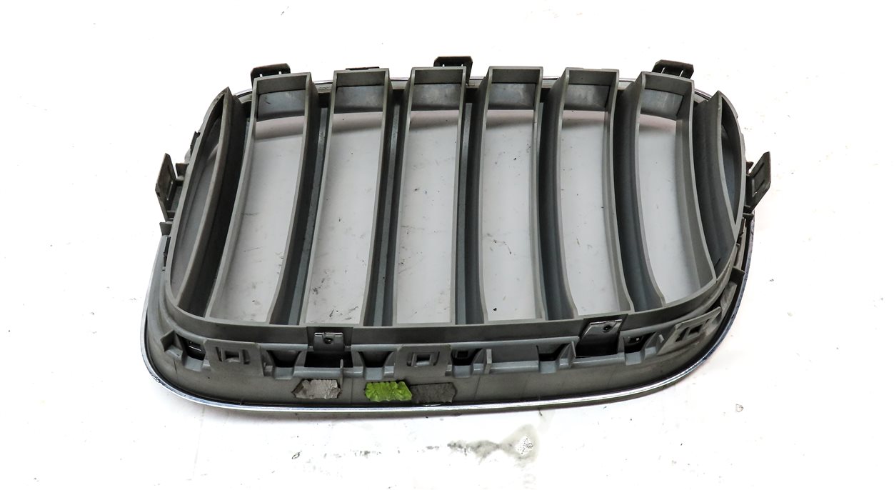 Thumbnail 5: 2013-2017 BMW X3 (F25) FRONT LEFT & RIGHT GRILLE HOOD VENT TRIM SET-2