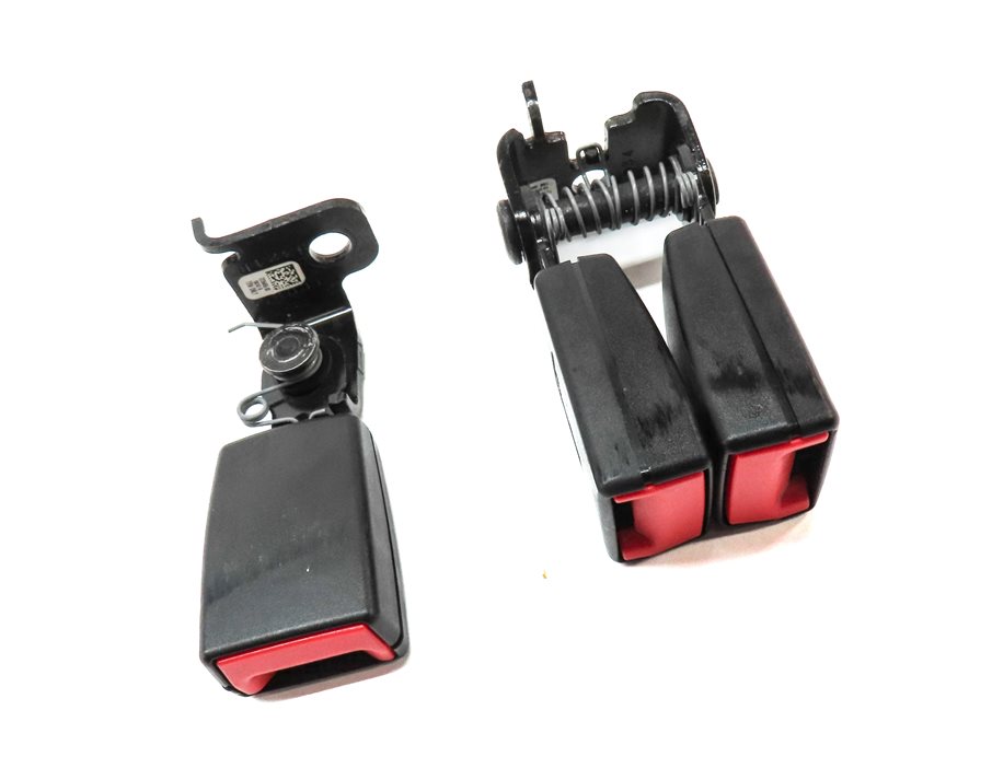 Thumbnail 3: 14 BMW X3 F25 REAR LEFT CENTER RIGHT SEAT SEATBELT BUCKLE RECEIVER SET/2 (BLACK)