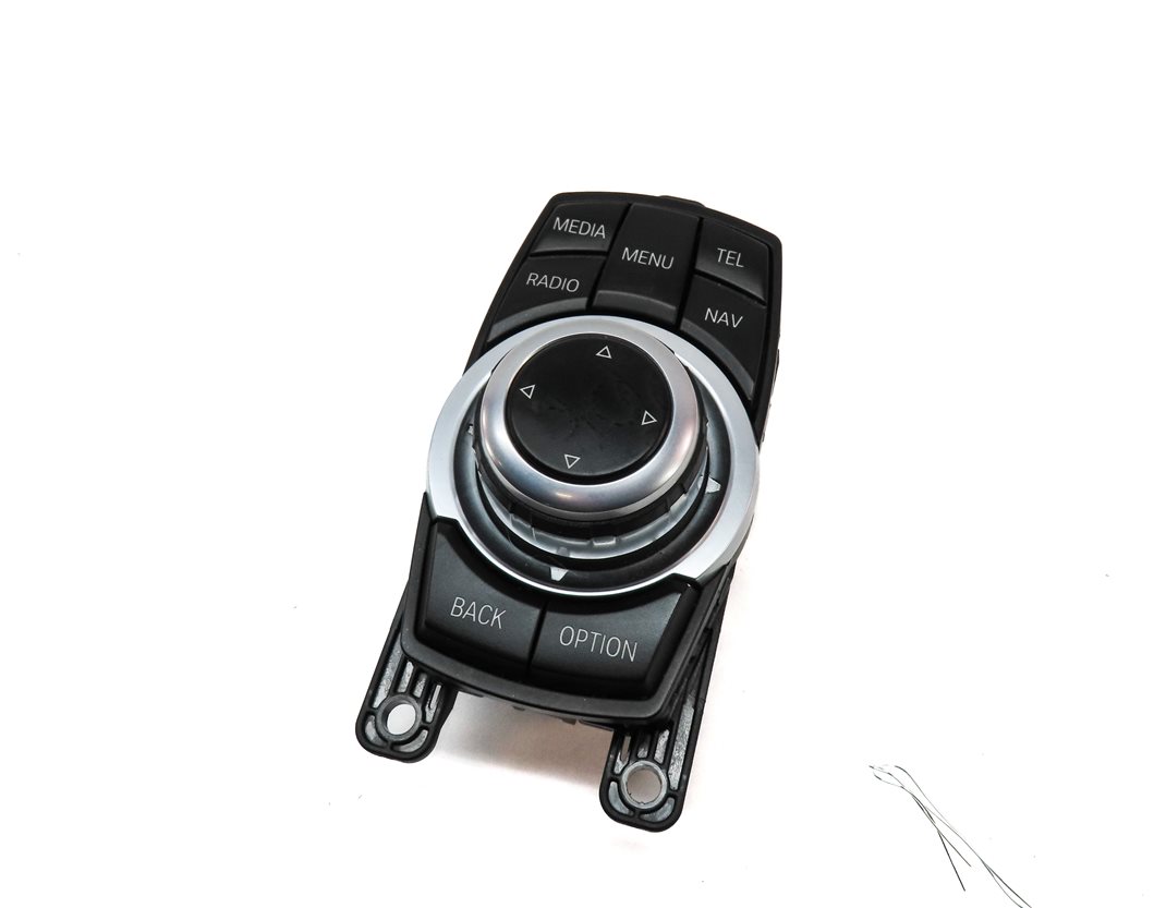 Thumbnail 1: 2014 BMW X3 (F25) FRONT CENTER iDRIVE MMI MEDIA CONTROL KNOB SELECTOR SWITCH