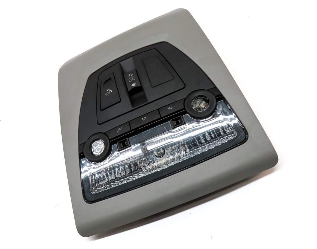Thumbnail 3: 2014 BMW X3 (F25) FRONT OVERHEAD DOME LIGHT LAMP w/ SUNROOF SWITCHES (GRAY)