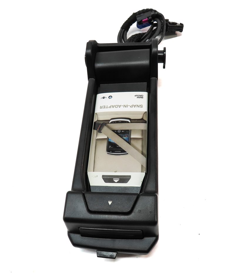 Thumbnail 5: 2014 BMW X3 (F25) FRONT CENTER CONSOLE CELL PHONE SNAP IN CRADLE CHARGER HOLDER