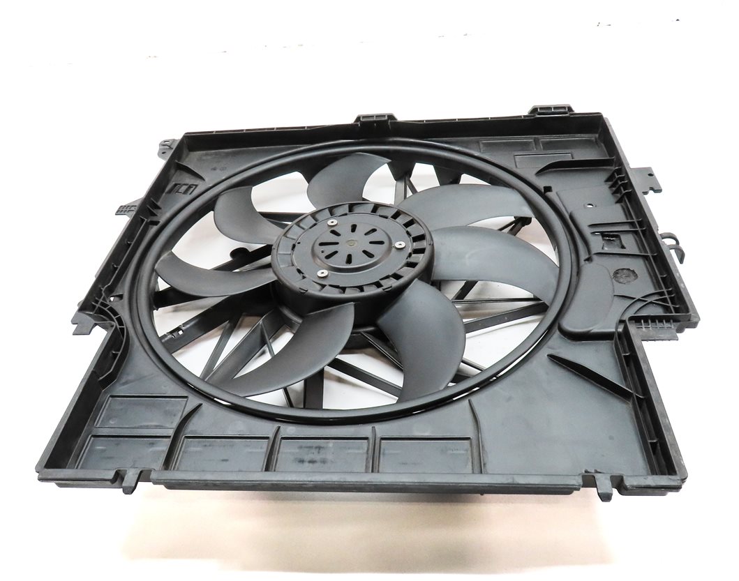 Thumbnail 2: 11-18 BMW X3 X4 (F25 F26) 3.0L N55 TURBO ENGINE 600 WATT RADIATOR COOLING FAN