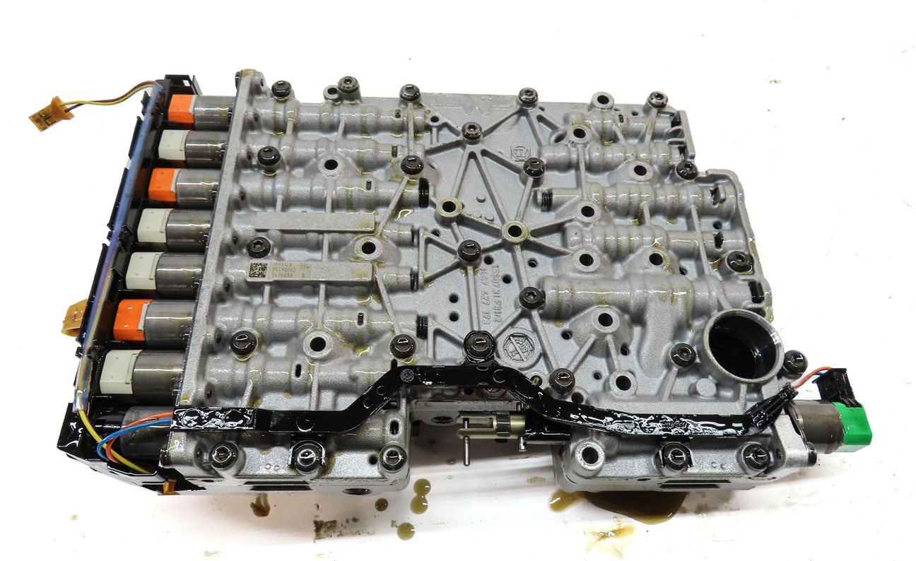 Thumbnail 5: 14 BMW X3 X5 F25 F15 3.0L TURBO AUTOMATIC TRANSMISSION VALVE BODY 