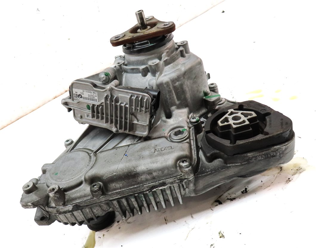 Thumbnail 3: 12-18 BMW X3 X4 X5 X6 (F15 F16 F25 F26) 2.0L 3.0D 3.0L FRONT TRANSFER CASE