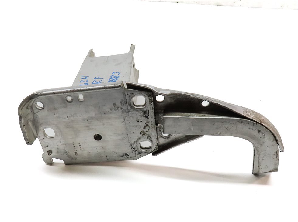 Thumbnail 5: 12-18 AUDI A6 A7 S6 S7 RS7 (C7 4G8) FRONT RIGHT PASSENGER BUMPER MOUNT BRACKET