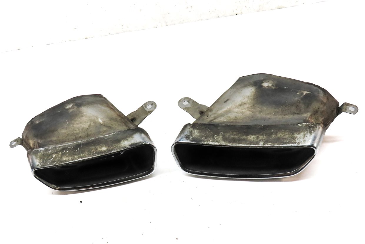 Thumbnail 2: 16-18 AUDI A6 C7 4G REAR MUFFLER EXHAUST TRIM TIP SET/ 2 (CHROME)