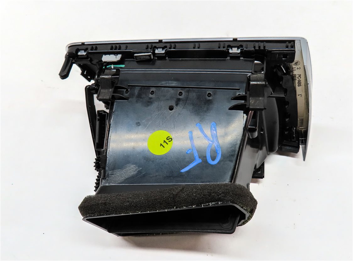 Thumbnail 5: 2017 AUDI A6 (C7 4G) FRONT RIGHT PASSENGER DASH HEAT AIR AC HVAC VENT (BLACK)