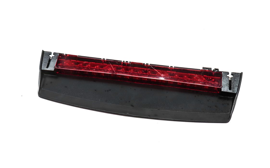 2017 AUDI A6 (C7 4G) REAR TRUNK LID THIRD 3RD BRAKE STOP INDICATOR LIGHT LAMP