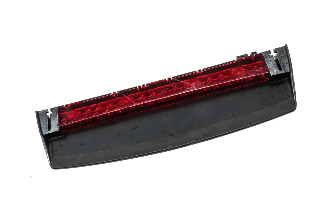 Thumbnail 3: 2017 AUDI A6 (C7 4G) REAR TRUNK LID THIRD 3RD BRAKE STOP INDICATOR LIGHT LAMP