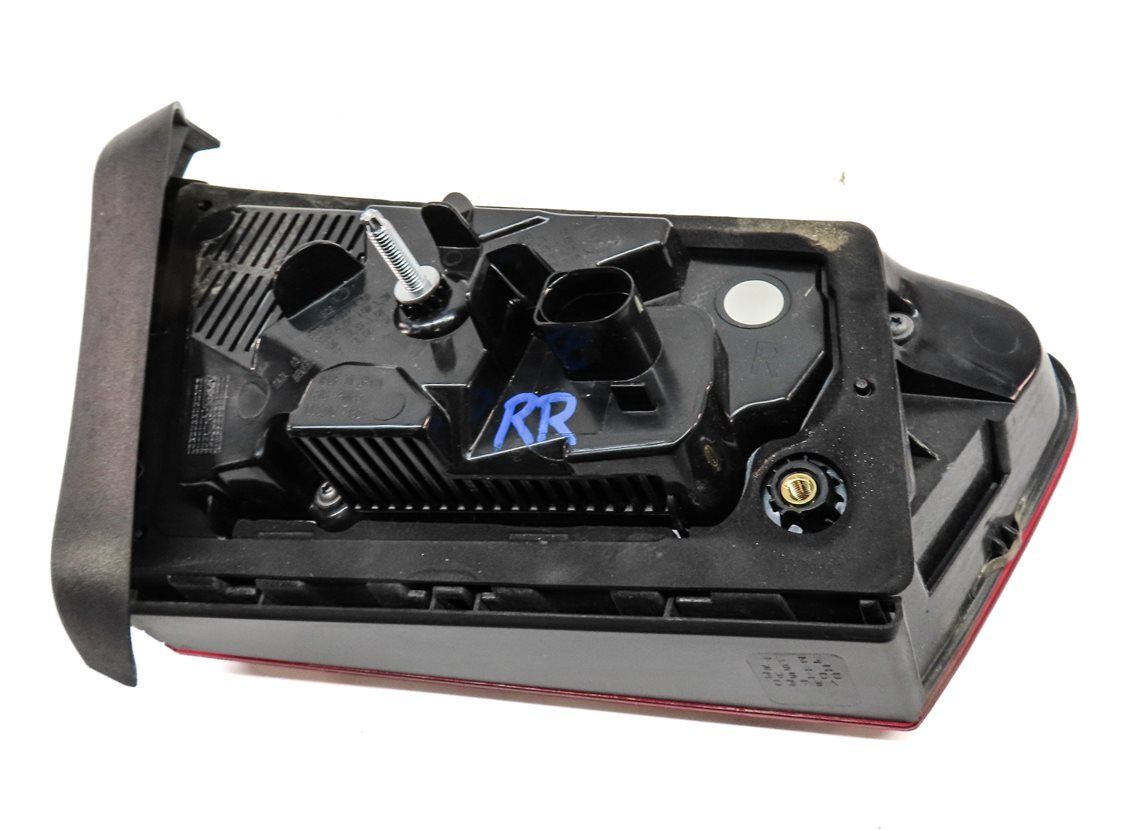 Thumbnail 5: 16-18 AUDI A6 S6 C7 4G8 REAR RIGHT PASSENGER INNER LED 8SL TAILLIGHT LIGHT LAMP