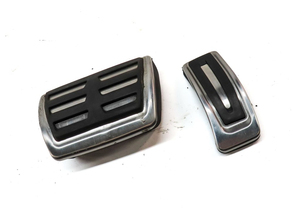 Thumbnail 3: 2018 PORSCHE MACAN (95B) FRONT LEFT BRAKE & GAS PEDAL COVER TRIM SET 2