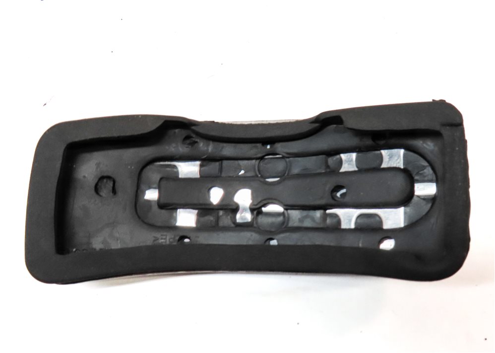 Thumbnail 5: 2018 PORSCHE MACAN (95B) FRONT LEFT BRAKE & GAS PEDAL COVER TRIM SET 2