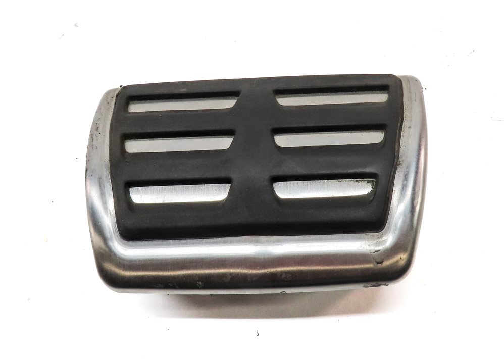 Thumbnail 6: 2018 PORSCHE MACAN (95B) FRONT LEFT BRAKE & GAS PEDAL COVER TRIM SET 2