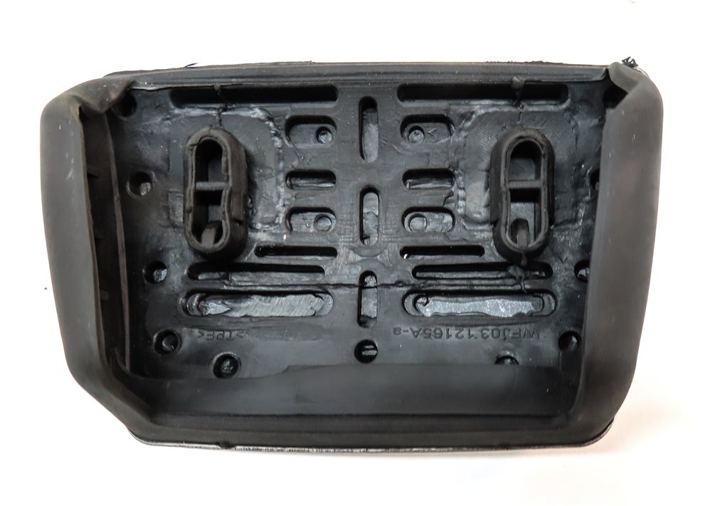 Thumbnail 7: 2018 PORSCHE MACAN (95B) FRONT LEFT BRAKE & GAS PEDAL COVER TRIM SET 2