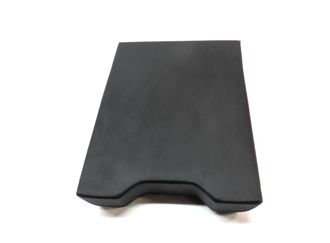Thumbnail 2: 2015-2023 PORSCHE MACAN (95B) REAR SEAT FOLD DOWN ARMREST w/ CUPHOLDER (Black)