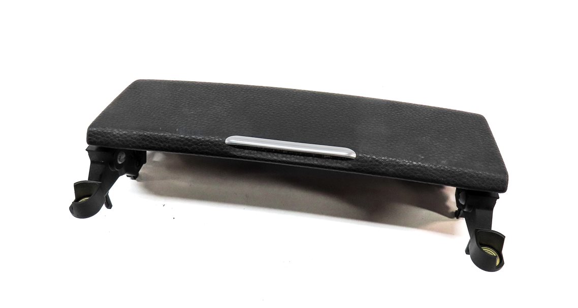 2018 PORSCHE MACAN (95B) FRONT CENTER DASH STORAGE BIN DOOR LID (BLACK)