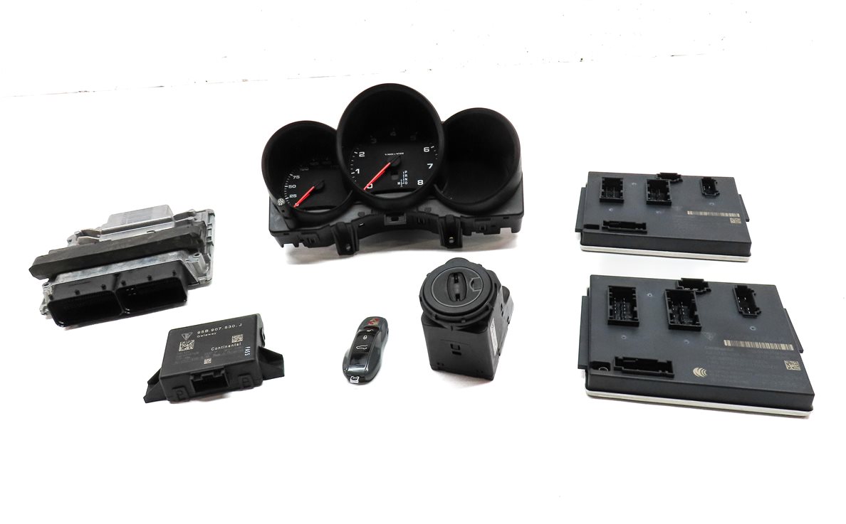 Thumbnail 3: 15-19 PORSCHE MACAN (95B) ENGINE BODY ECM SPEEDOMETER IMMOBILIZER MODULE KEY SET