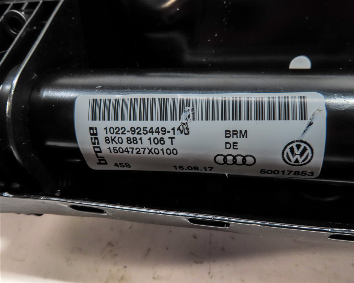 Thumbnail 7: 2015-2018 PORSCHE MACAN (95B) FRONT RIGHT PASSENGER SEAT TRACK w/ ADJUST MOTORS