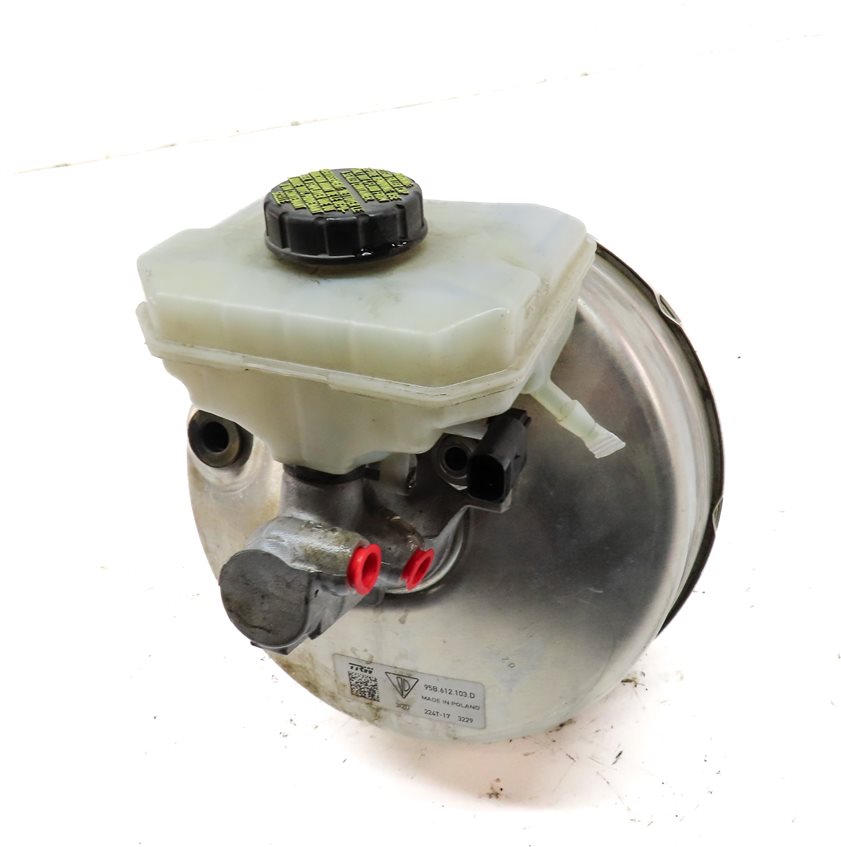 Thumbnail 5: 2017-2018 PORSCHE MACAN (95B) 2.0L ENGINE POWER BRAKE BOOSTER w/ MASTER CYLINDER