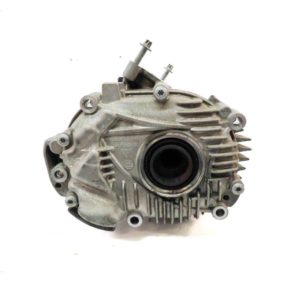 Thumbnail 5: 2015-2018 PORSCHE MACAN (95B) 2.0L TURBO ENGINE TRANSFER CASE w/o SHIFT MOTOR
