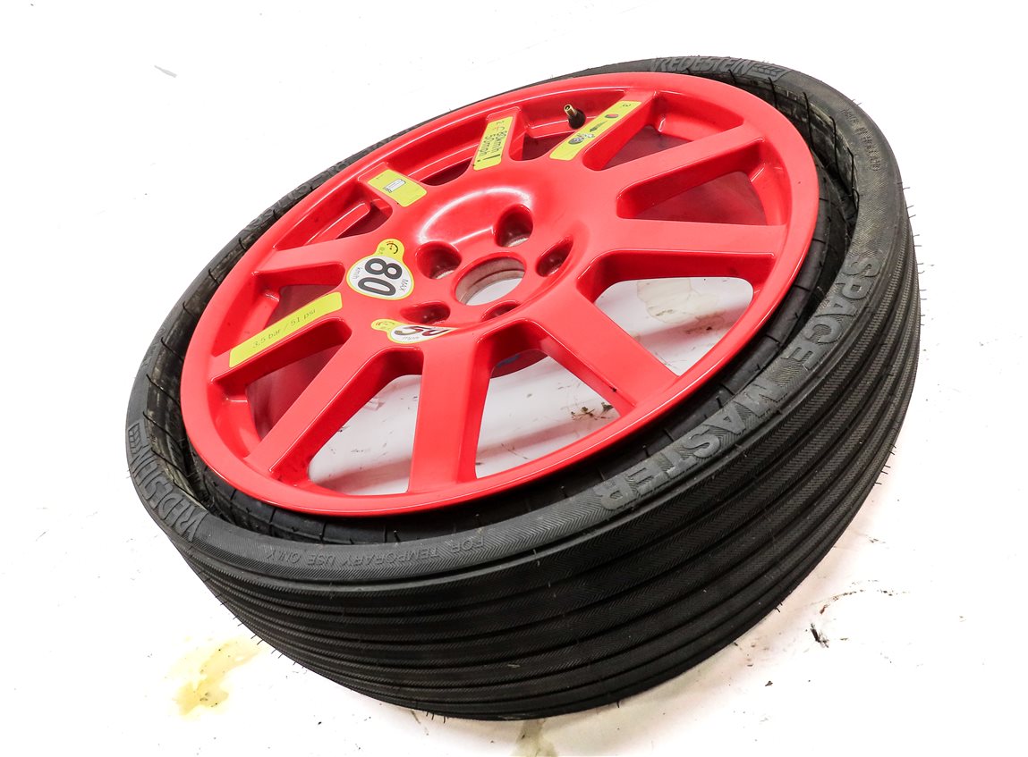 Thumbnail 3: 2019-2024 PORSCHE MACAN (95B) 18x6 EMERGENCY ROADSIDE SPARE TIRE WHEEL RIM (RED)