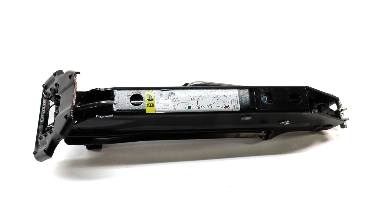 Thumbnail 7: PORSCHE 11-18 CAYENNE 958 15-23 MACAN 95B SPARE TIRE JACK & LUG WRENCH TOOL KIT