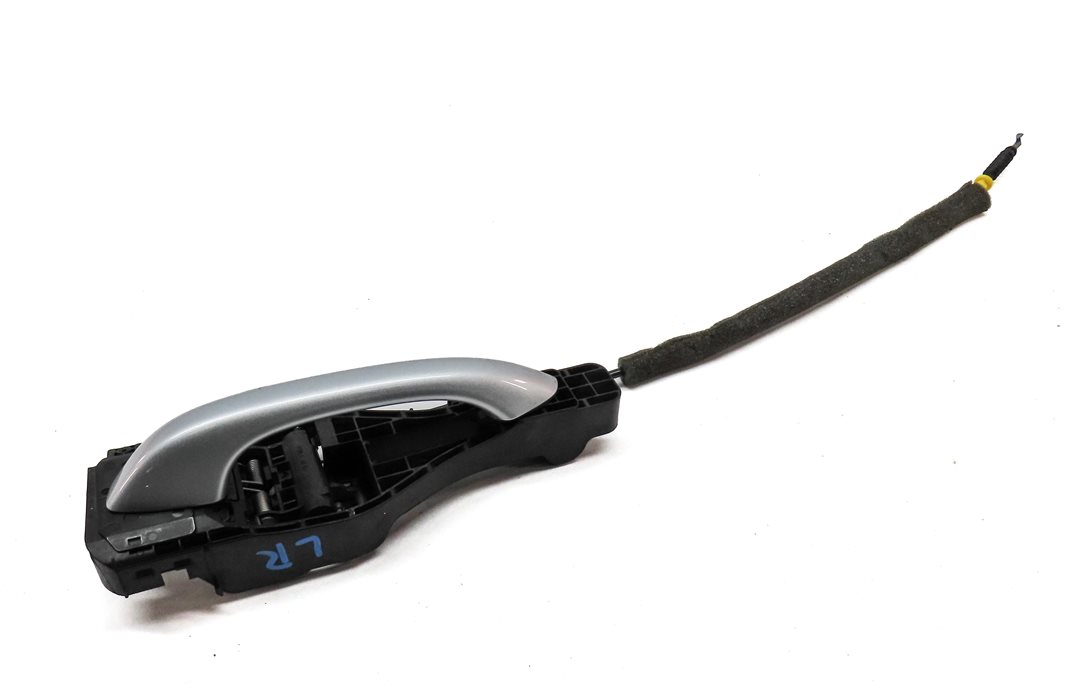 2015-2019 PORSCHE MACAN (95B) REAR LEFT EXTERIOR DOOR HANDLE (Silver)