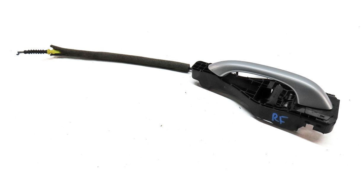 15-19 PORSCHE MACAN (95B) FRONT RIGHT PASSENGER EXTERIOR DOOR HANDLE (Silver)