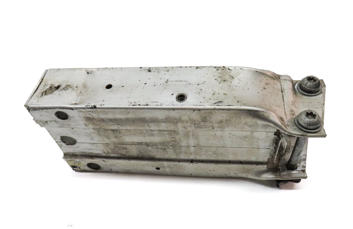Thumbnail 5: 10-18 MERCEDES E300 E350 E400 E550 CLS550 FRONT LEFT/RIGHT BUMPER BRACKET SET/2