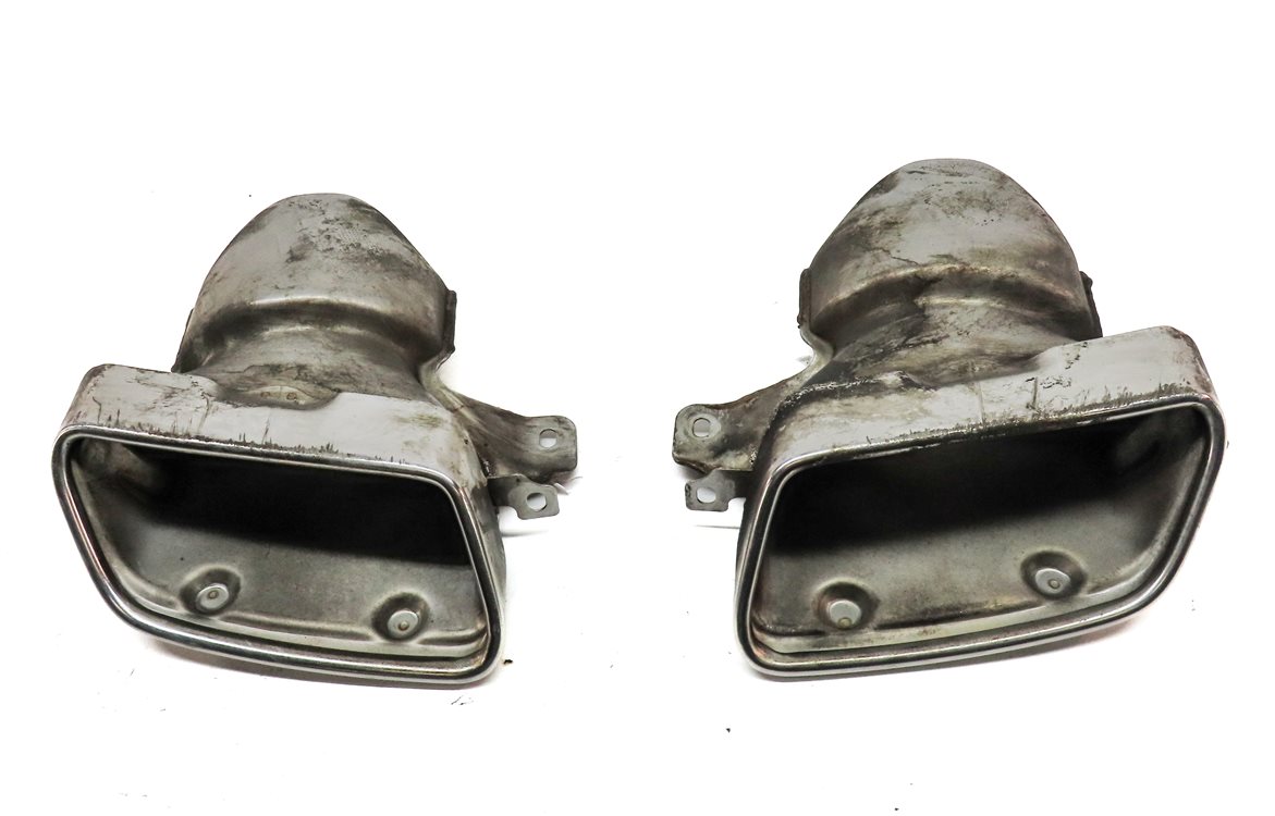 Thumbnail 2: 12-13 MERCEDES E350 W212 REAR LEFT & RIGHT EXHAUST MUFFLER TIP SET/2 (CHROME)