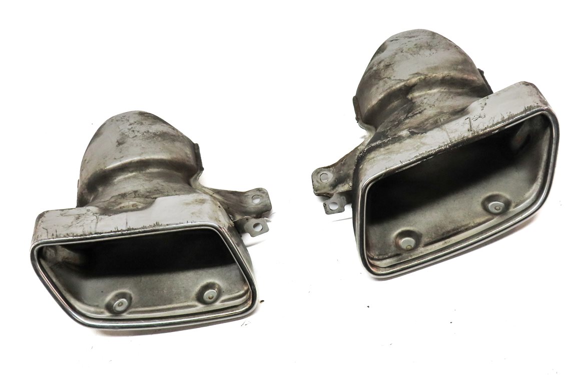 Thumbnail 3: 12-13 MERCEDES E350 W212 REAR LEFT & RIGHT EXHAUST MUFFLER TIP SET/2 (CHROME)