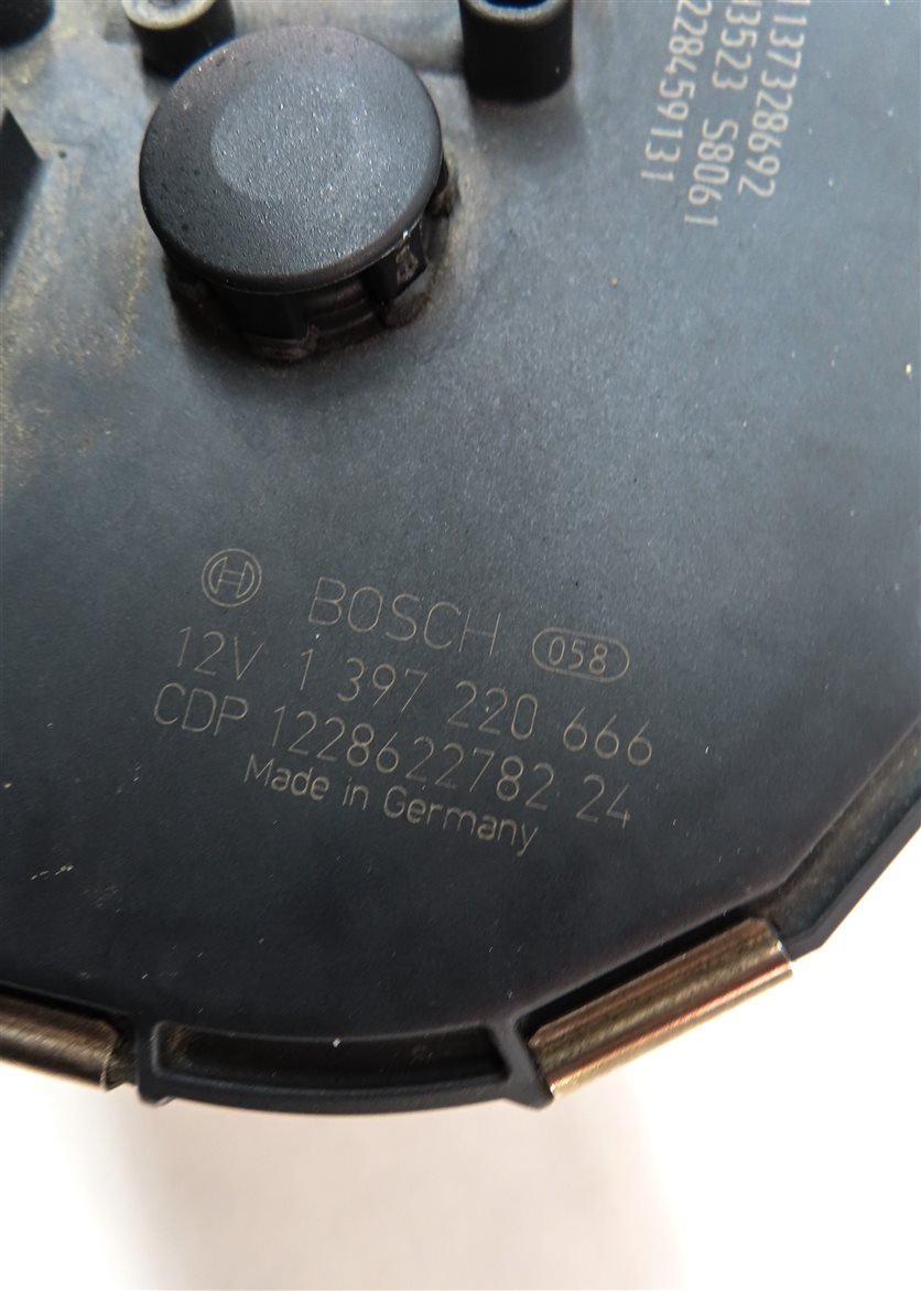 Thumbnail 6: 2010-2017 MERCEDES BENZ E CLS CLASS (C218 W212) FRONT WINDSHIELD WIPER MOTOR