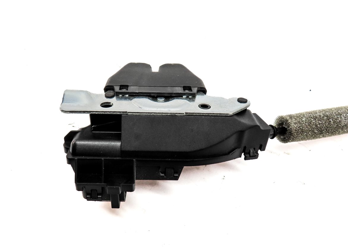 Thumbnail 6: 2013 MERCEDES E350 (W212) REAR CARGO TRUNK LID LOCK LATCH w/ CABLE