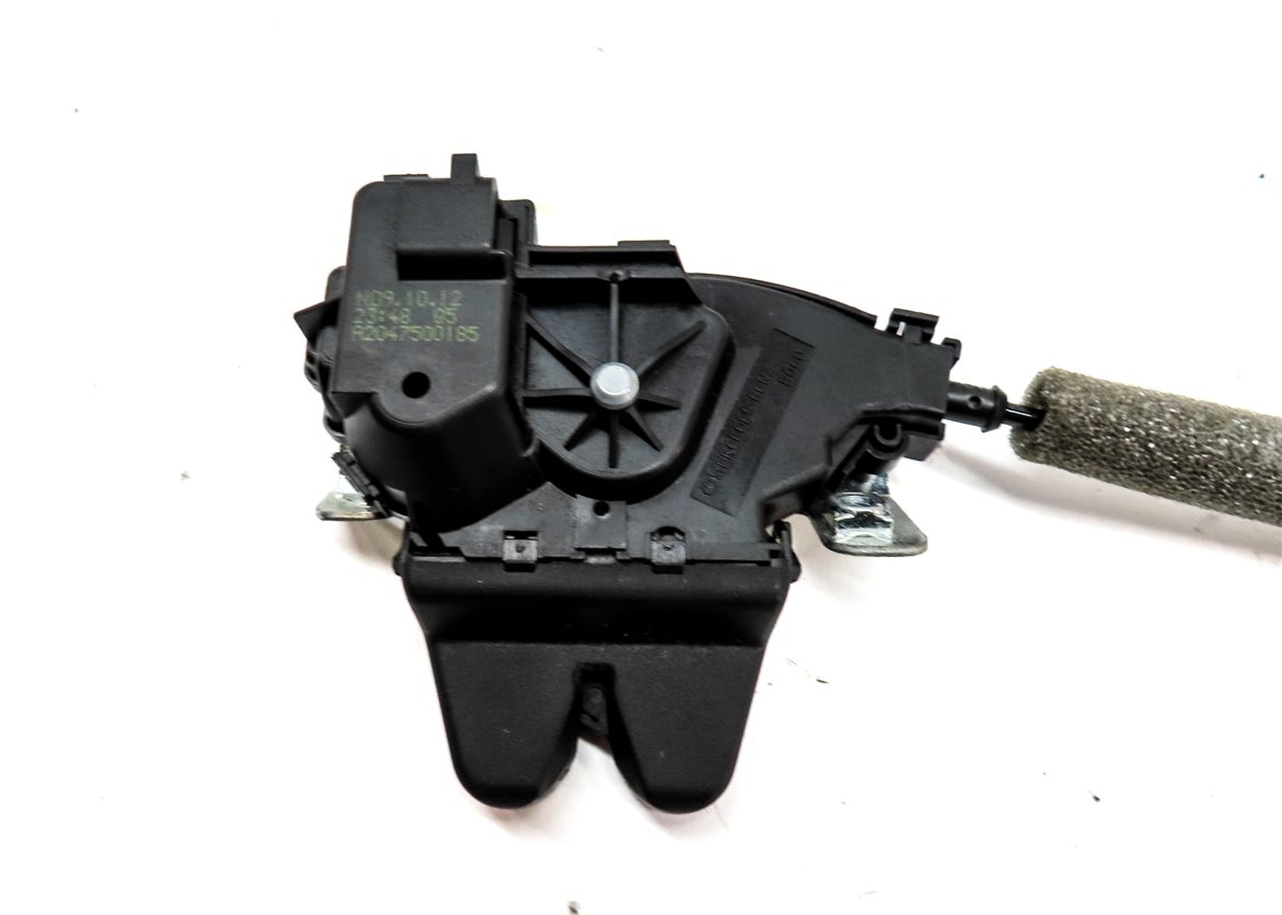 Thumbnail 7: 2013 MERCEDES E350 (W212) REAR CARGO TRUNK LID LOCK LATCH w/ CABLE