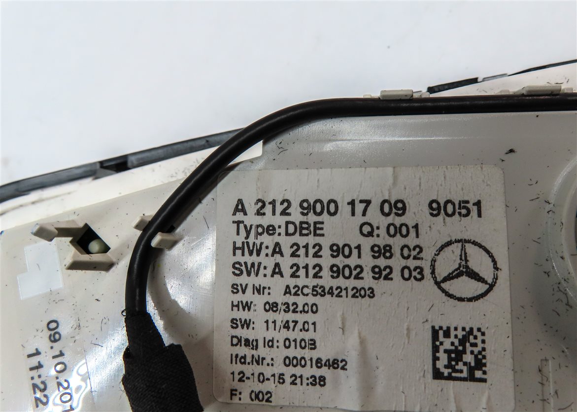 Thumbnail 7: 2013 MERCEDES E350 (W212) FRONT OVERHEAD DOME LIGHT LAMP w/ SWITCHES (BLACK)