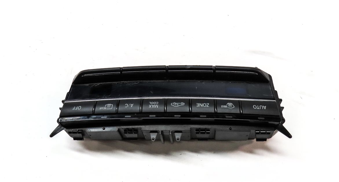 Thumbnail 5: 10-13 MERCEDES E CLASS (A207 C207 W207 W212) FRONT TEMPERATURE CLIMATE CONTROL