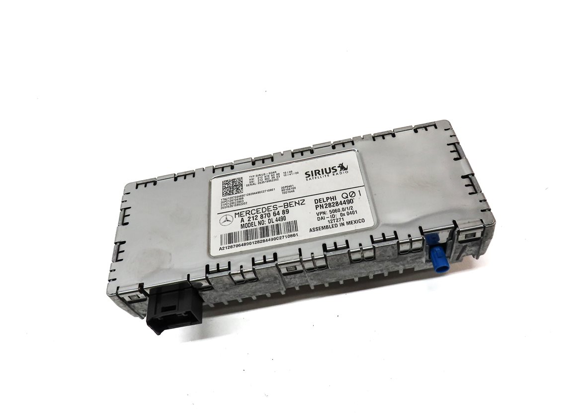 Thumbnail 3: 10-16 MERCEDES C250 C300 C350 E350 E550 GLK350 ML350 SIRIUS SATELLITE RECEIVER