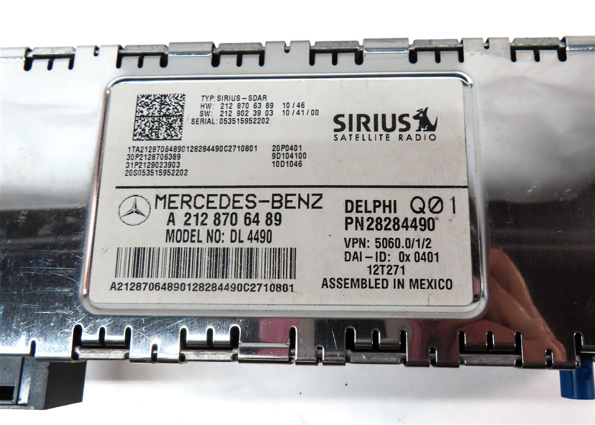 Thumbnail 4: 10-16 MERCEDES C250 C300 C350 E350 E550 GLK350 ML350 SIRIUS SATELLITE RECEIVER