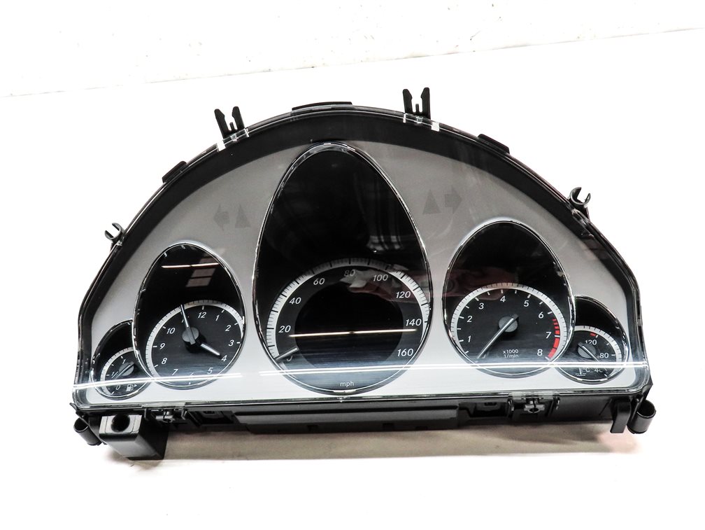 Thumbnail 3: 12-13 MERCEDES E CLASS W212 W207 SPEEDOMETER INSTRUMENT GAUGE CLUSTER (154k)