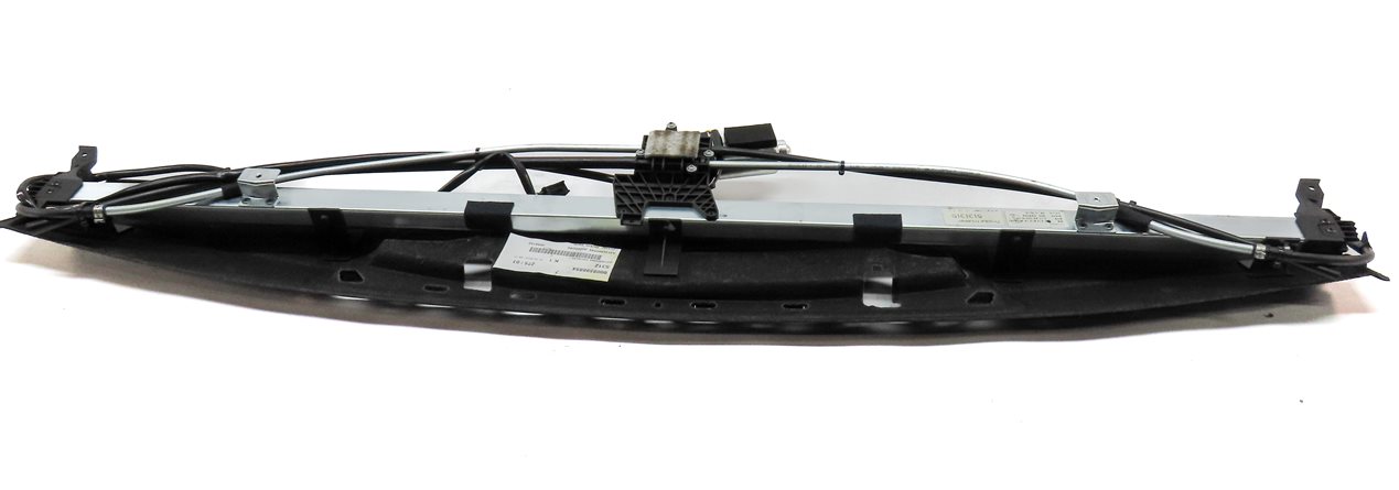 Thumbnail 5: 10-16 MERCEDES E CLASS REAR BACK WINDOW GLASS SUNSHADE SUN SCREEN (BLACK)