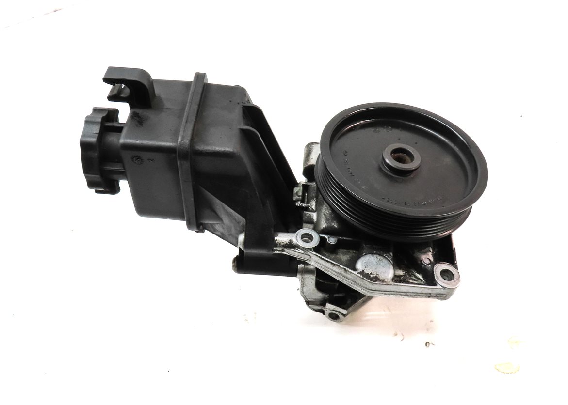 Thumbnail 4: 2012-2020 MERCEDES E350 SLC43 SLK350 (W212 W172) POWER STEERING PUMP w/ PULLEY