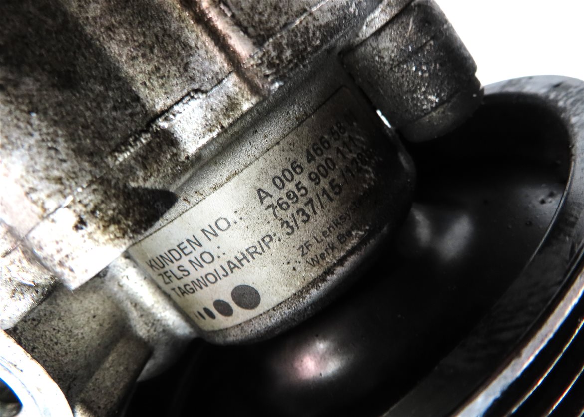 Thumbnail 7: 2012-2020 MERCEDES E350 SLC43 SLK350 (W212 W172) POWER STEERING PUMP w/ PULLEY