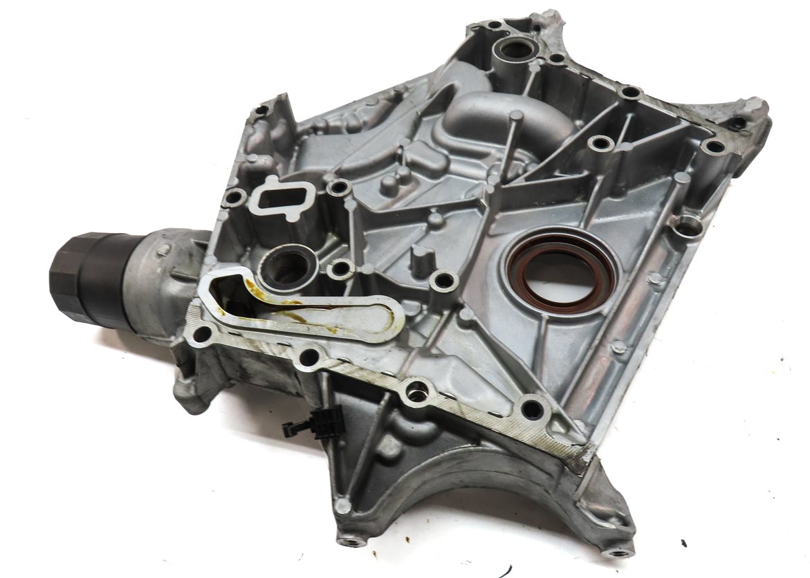 Thumbnail 5: 12-20 C E GLC GLE GLK ML S SLC CLS SLK (W204 W212 W166) 3.5L M276 TIMING COVER