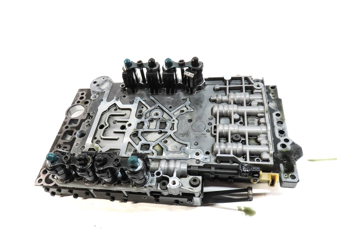 Thumbnail 4: 2013 MERCEDES E350 (W212) 3.5L AUTOMATIC AUTO TRANSMISSION VALVE BODY BLOCK
