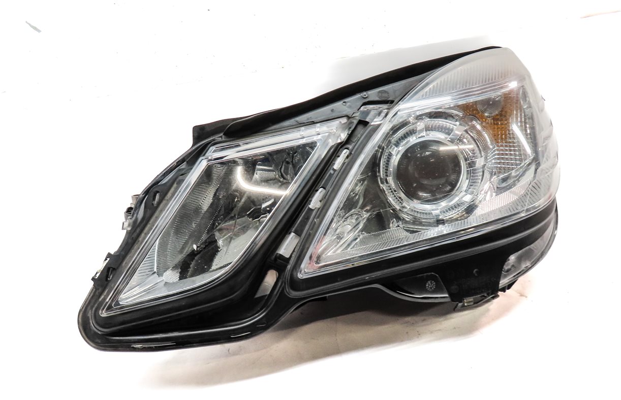 2010-2013 MERCEDES E300 E350 E400 E550 (W212) LEFT DRIVER HALOGEN HEADLIGHT LAMP