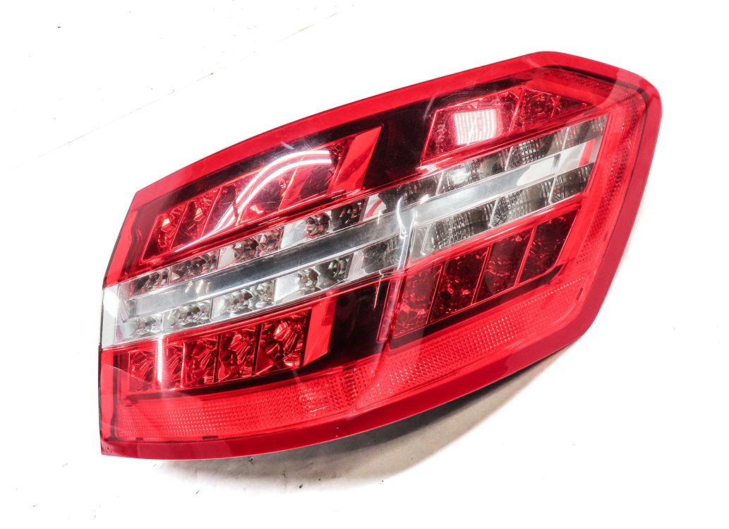 Thumbnail 4: 10-13 MERCEDES E-CLASS (W212) RIGHT HEATED MEMORY AUTODIM DOOR MIRROR (BROWN)