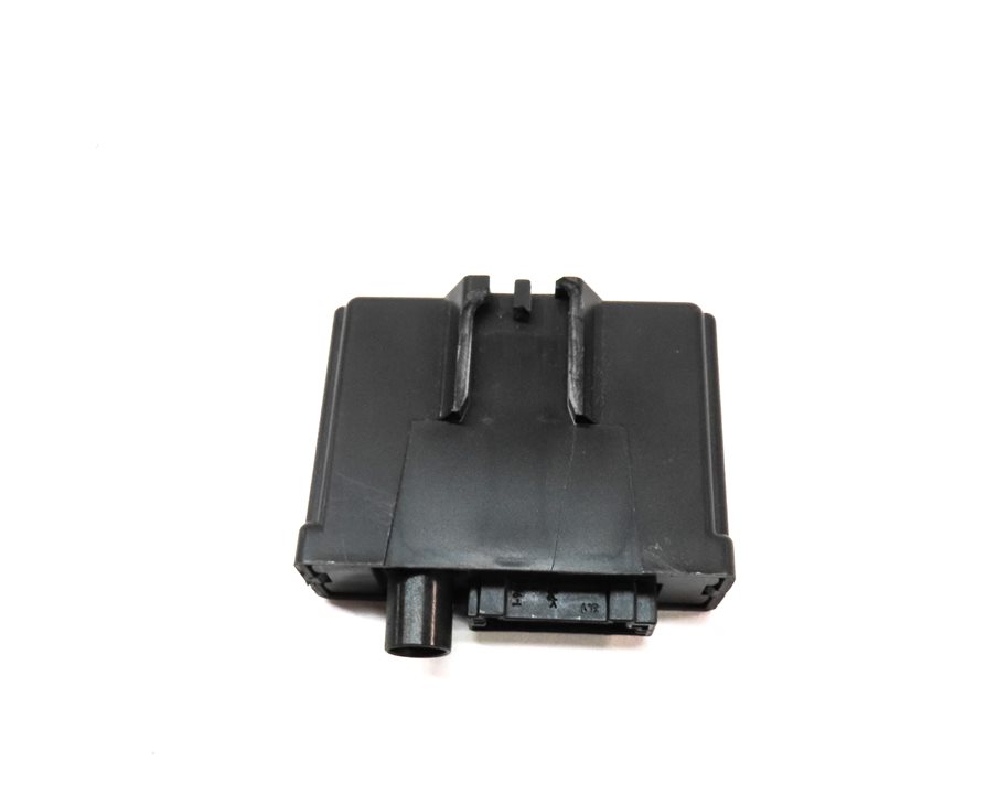 Thumbnail 5: 2016 BMW 750i (G11) NEAR FIELD AERIAL COMMUNICATION CONTROL MODULE