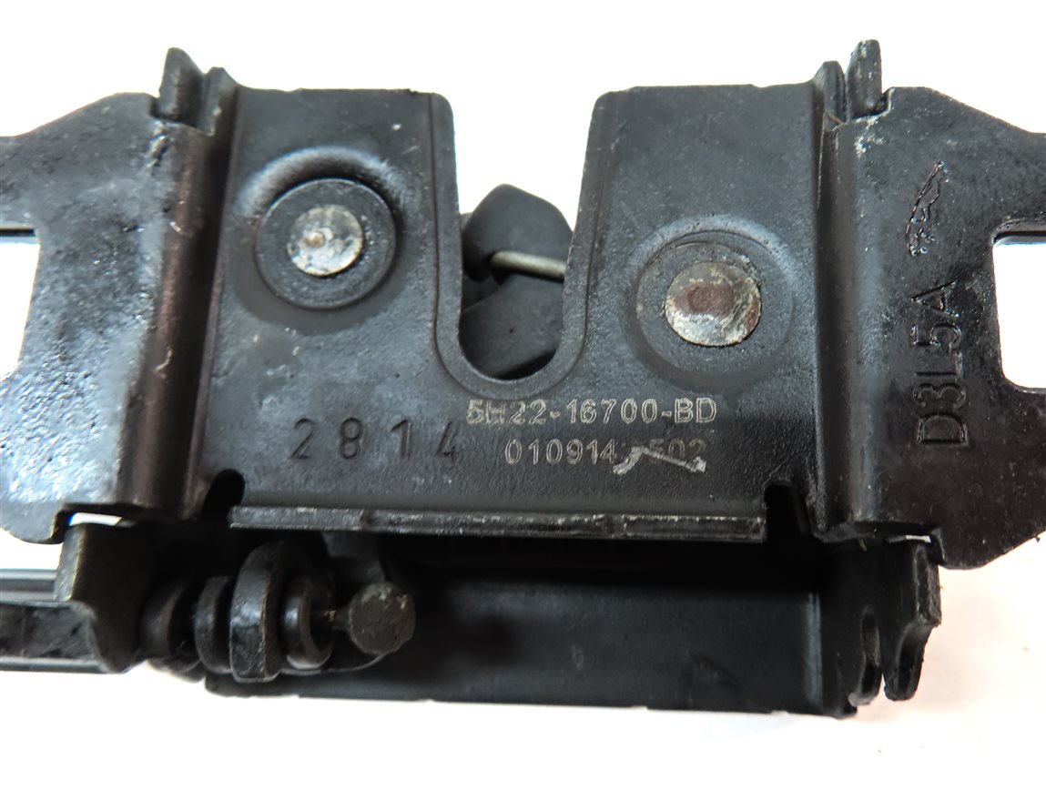 Thumbnail 7: 2016 RANGE ROVER EVOQUE (L538) FRONT LEFT & RIGHT HOOD BONNET LATCH SET/2