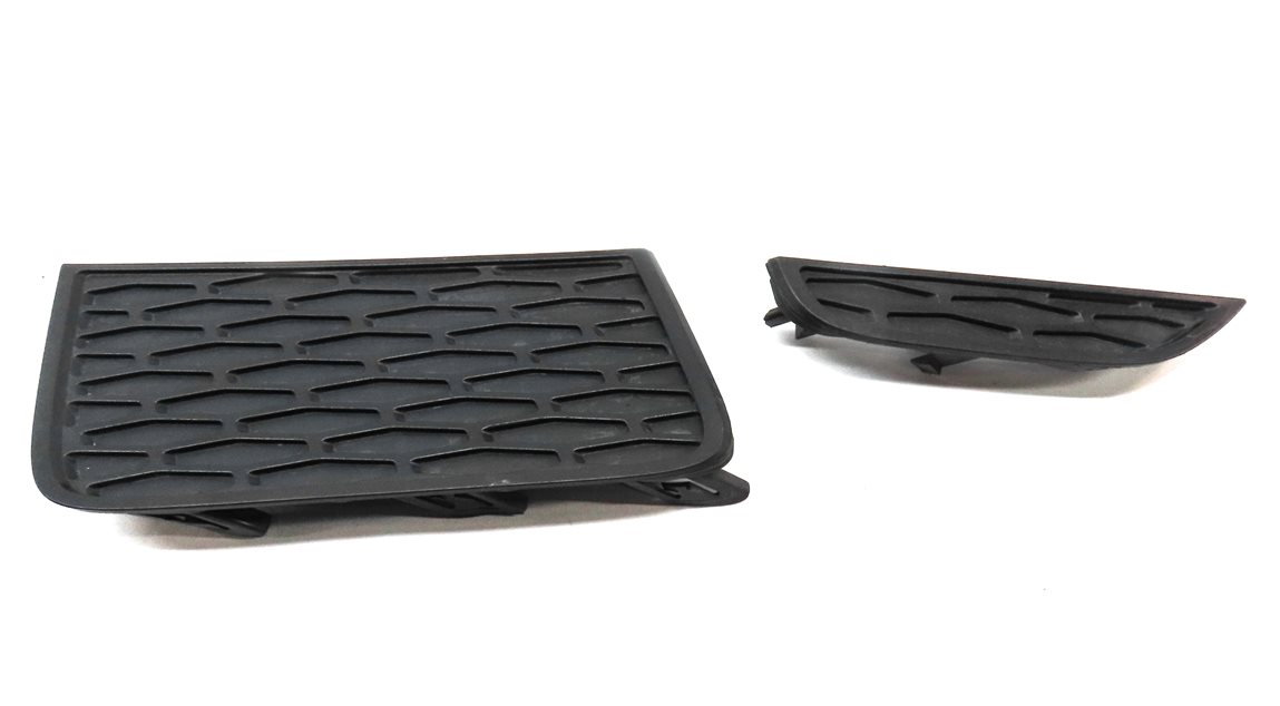 Thumbnail 2: 16 RANGE ROVER EVOQUE L538 FRONT RIGHT PASSENGER FOGLIGHT LAMP GRILLE TRIM SET/2